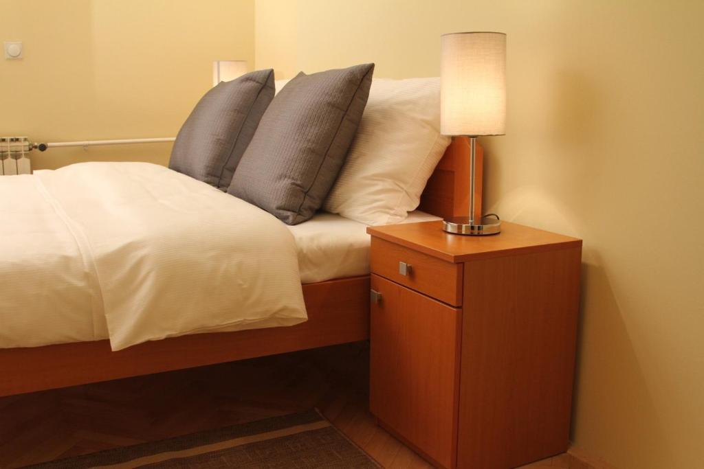 Rooms Villa Aria سيسفيت المظهر الخارجي الصورة