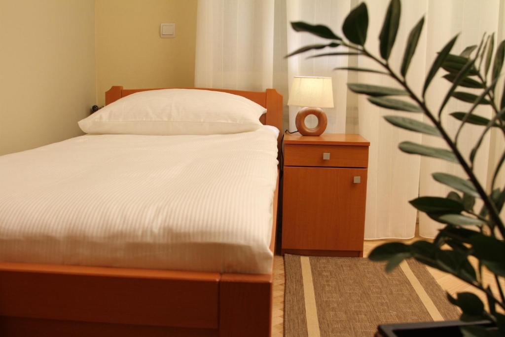 Rooms Villa Aria سيسفيت المظهر الخارجي الصورة